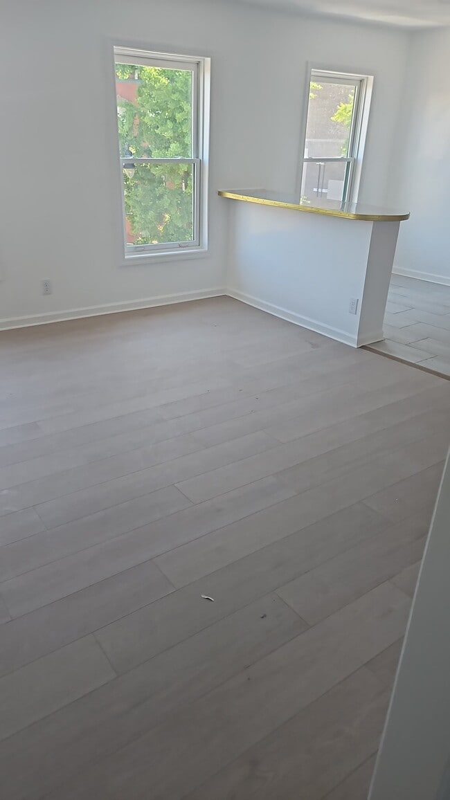 Foto del edificio - 246 E Hanover St