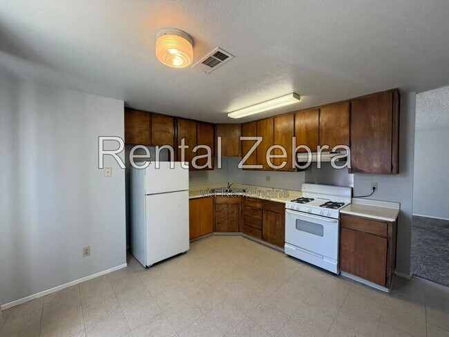 Foto del edificio - 63 Skylark Ct