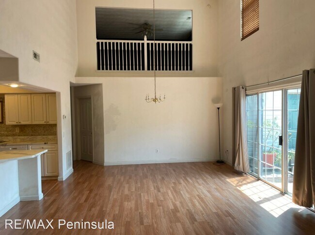 Building Photo - 2 br, 2.5 bath House - 137 Post Oak Road