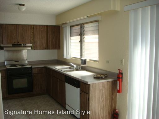 Building Photo - 825 Ala Lilikoi St