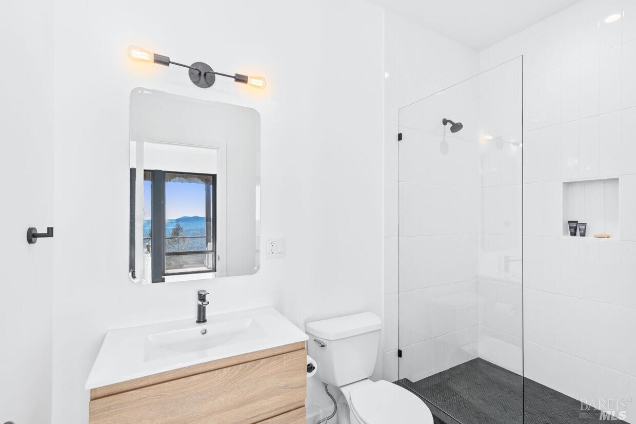 1325 Crestmont Dr, Angwin, CA 94508 House Rental in Angwin, CA