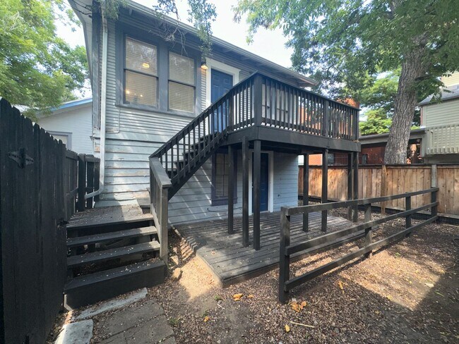 Foto del edificio - Updated, Charming 1 BR / 1 BA Home Downtow...