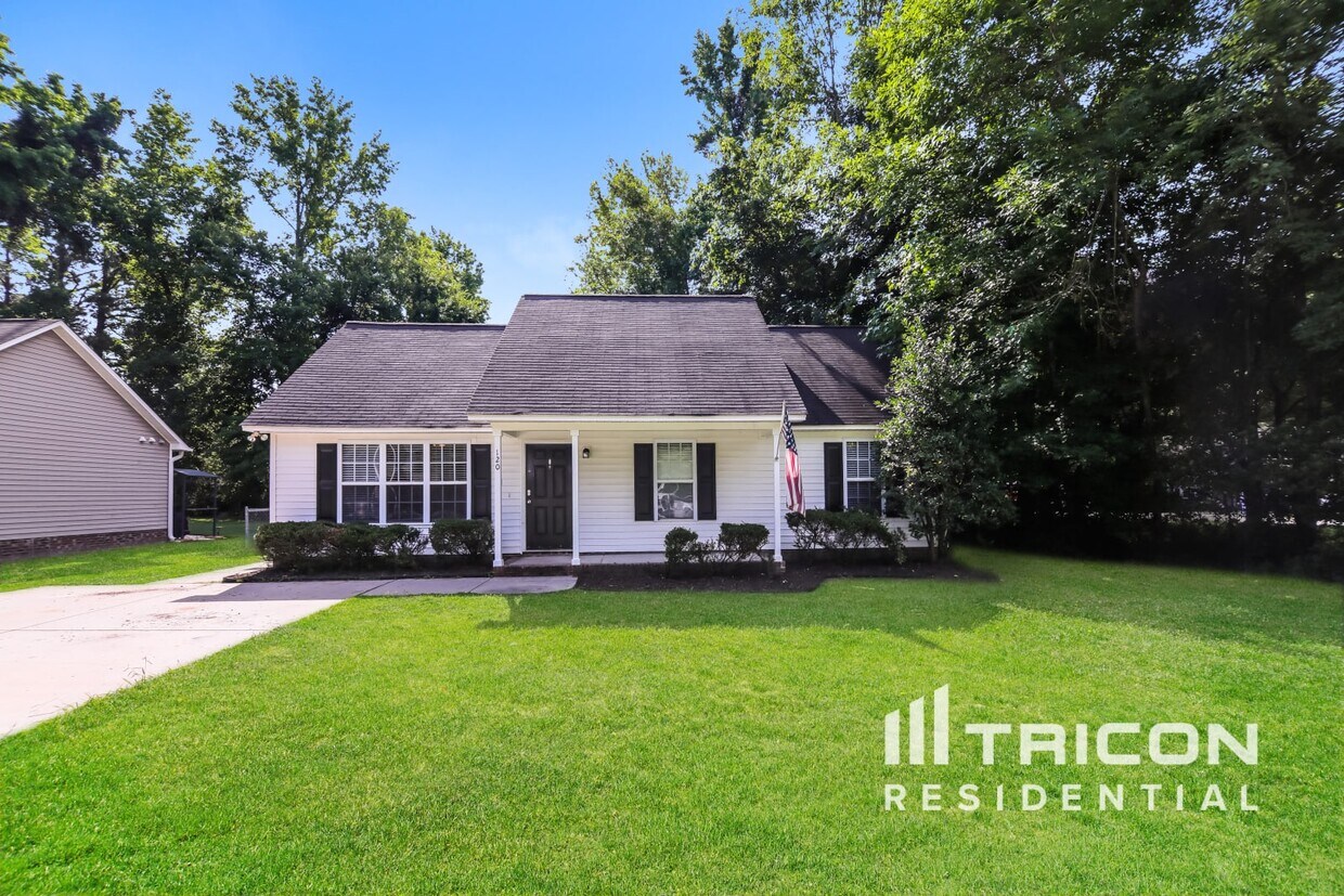 Foto principal - 120 Brook Pl