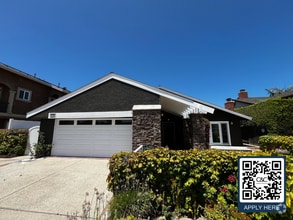 Building Photo - 8441 Norfolk Dr