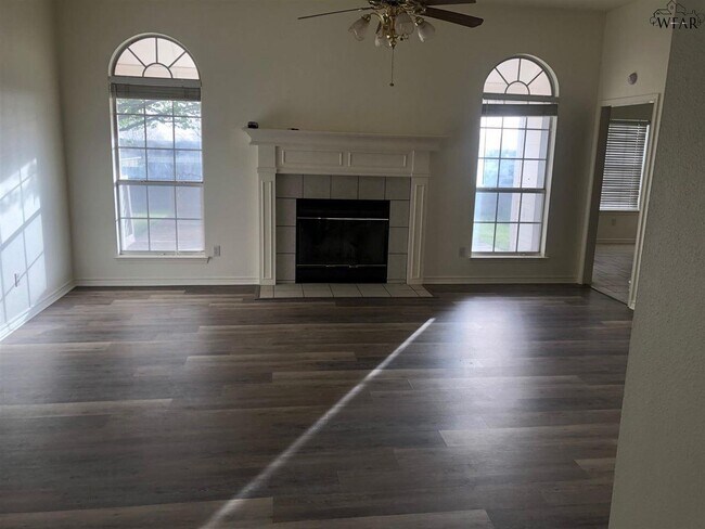 Building Photo - 5216 Air Force Dr