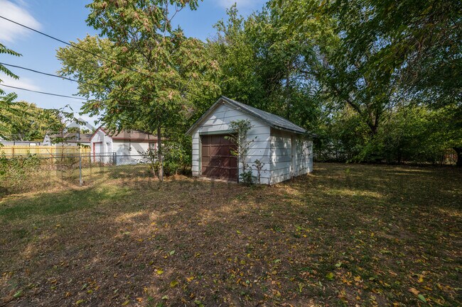 Foto del edificio - 1532 S Edwards St