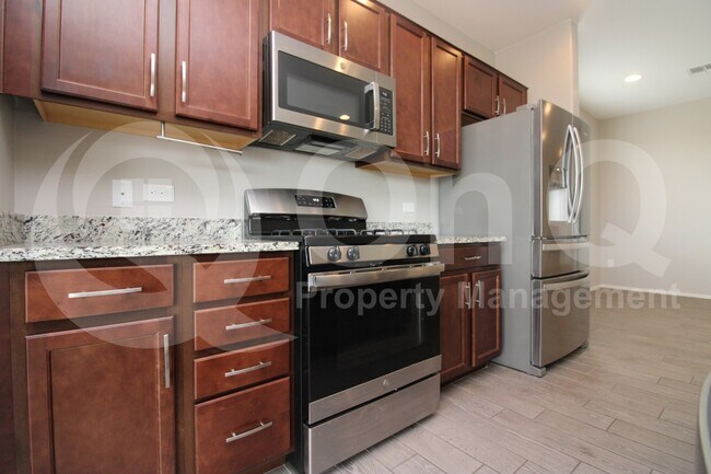 Foto del edificio - 12000 Ryscott Cir