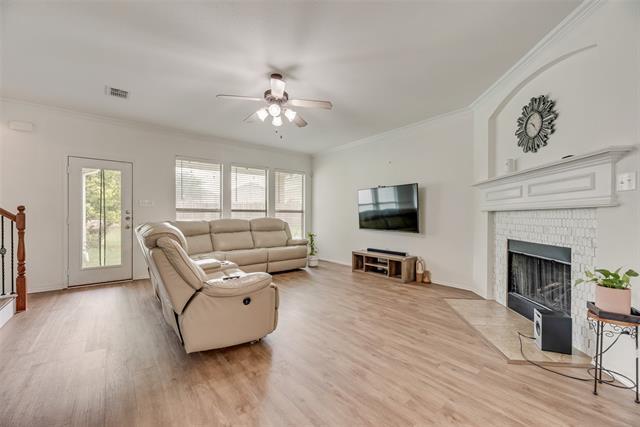 Building Photo - 15704 Ringdove Ct