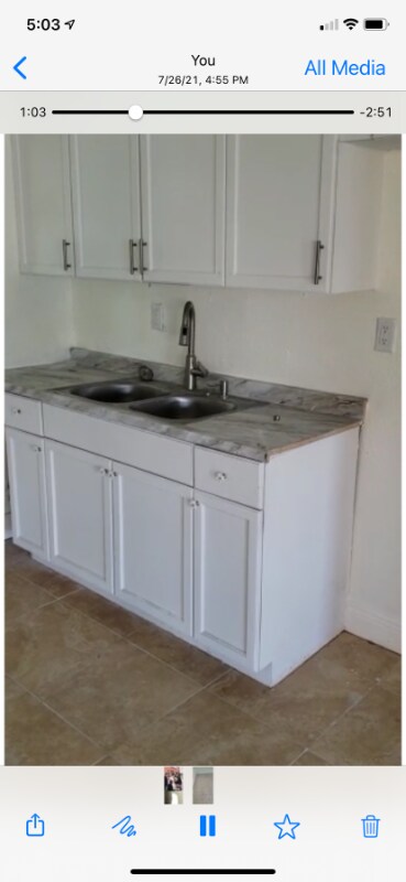 Foto del edificio - 1212 NE 136th Terrace