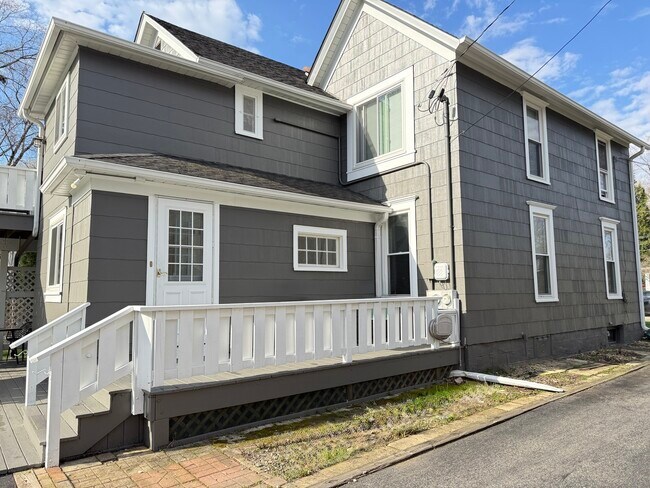 Foto del edificio - 14 S Jackson St