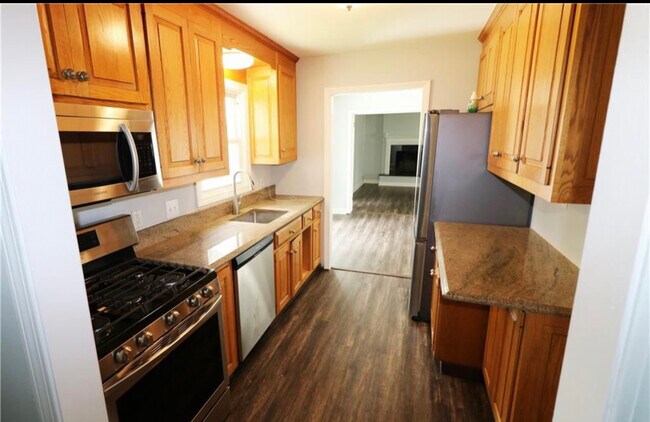 Building Photo - 49 Elmsford Rd