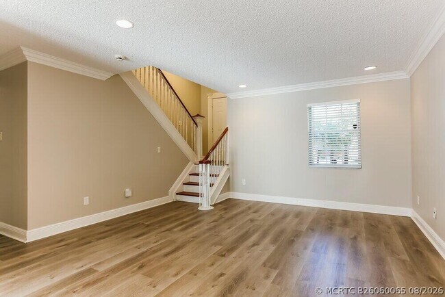 Foto del edificio - 848 NW 98th Ave