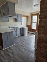 Building Photo - 53 Glen Ave