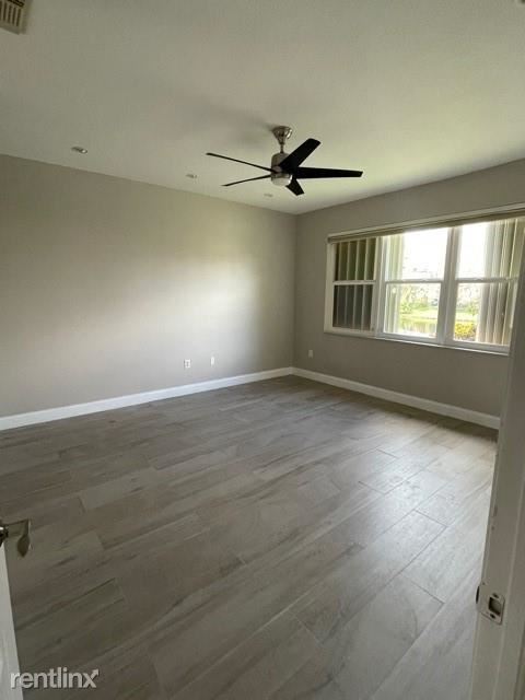 Foto del edificio - 3 br, 2.5 bath House - 2714 SW 137th Ter