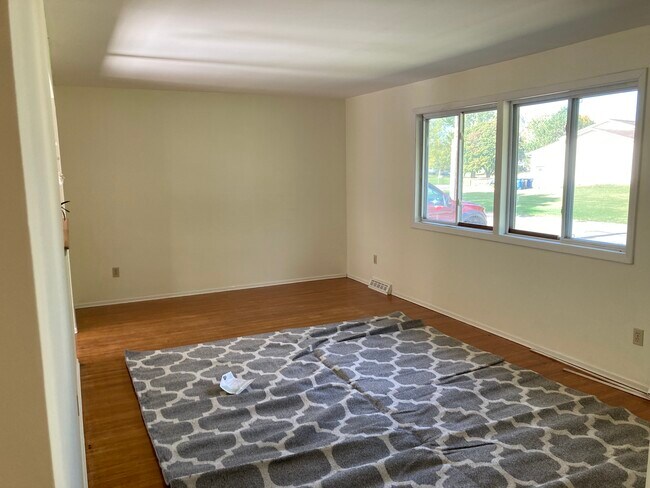 Foto del edificio - 43 Eagan Blvd