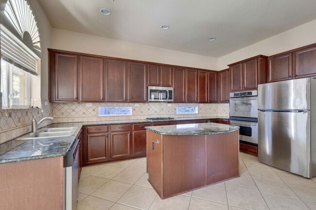 Building Photo - 916 Cavalry Ride Trail