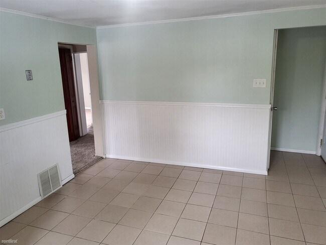 Building Photo - 2 br, 1 bath House - 739 Wolf Avenue