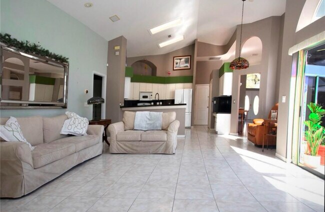 Foto del edificio - 18118 Sweet Jasmine Dr