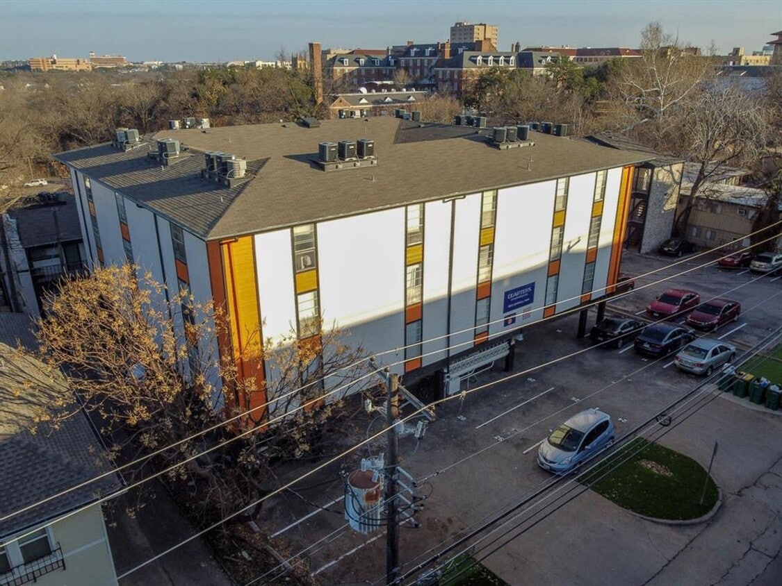Primary Photo - North Campus 1x1 @ University Quarters