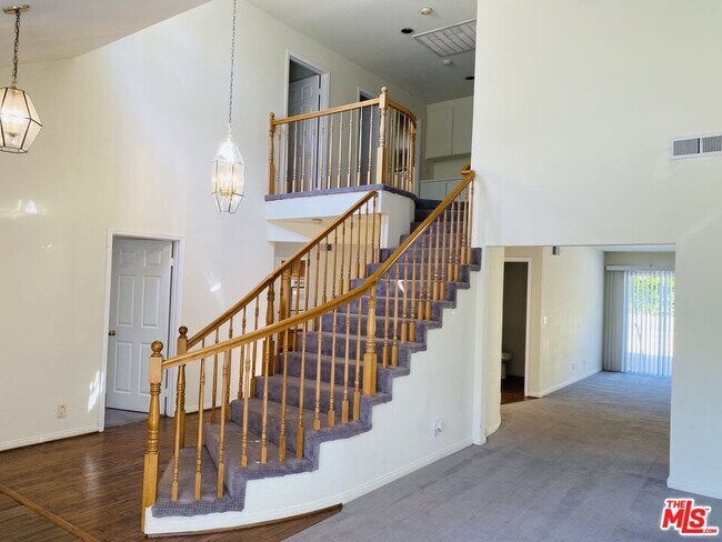 Building Photo - 7306 Newcastle Ave