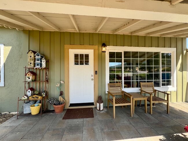 Building Photo - 13650 Sonoma Hwy