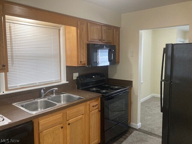 Foto del edificio - 310 N Mecca St