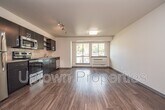 Foto principal - 5885 S Macadam Ave