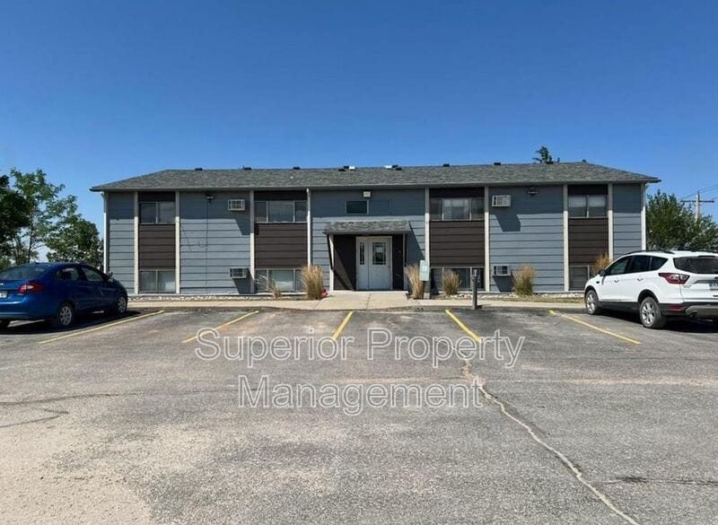 Primary Photo - 901 4th Ave