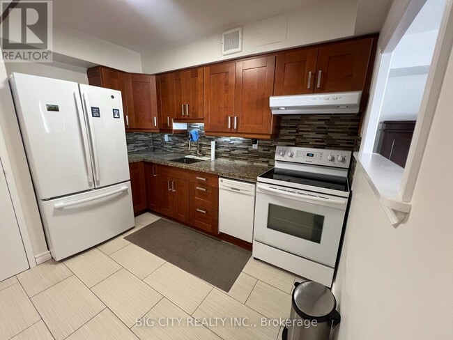 Photo du bâtiment - 1360 York Mills Rd