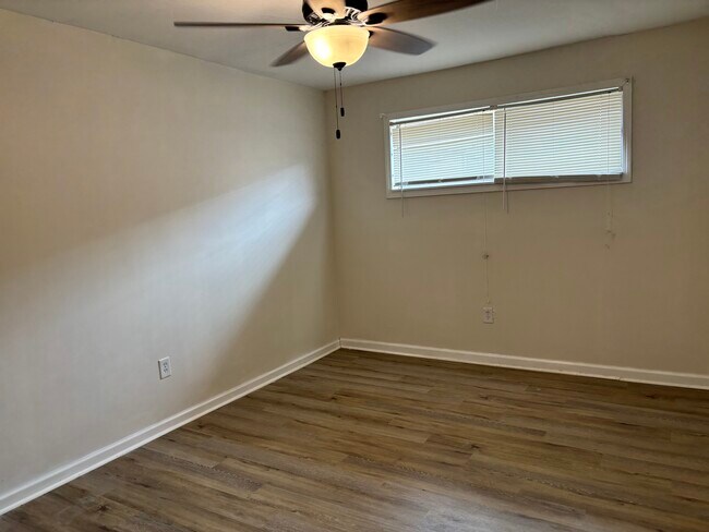 Building Photo - 5309 Vermillion Blvd