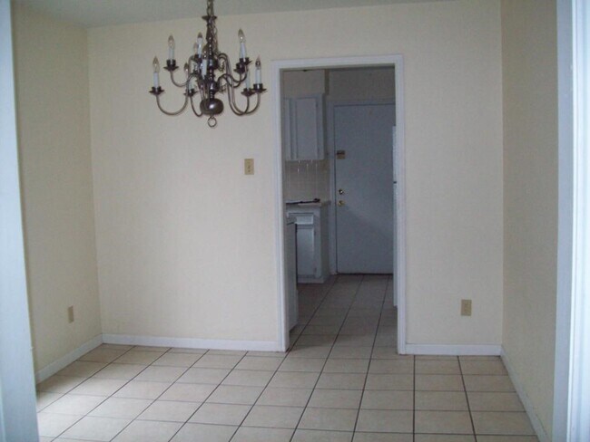 Foto del edificio - 5416 Deep Forest Dr