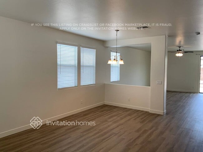 Building Photo - 1806 E Patrick Ln