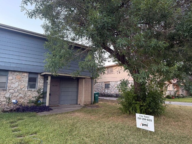 Photo - 504 W Byrd Blvd Apartment