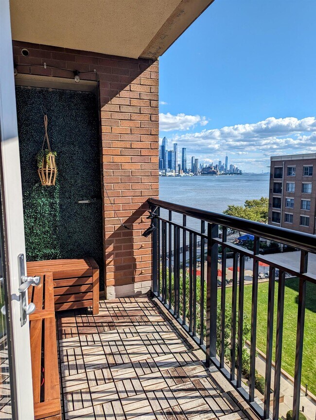 Foto del edificio - 20 Ave at Port Imperial