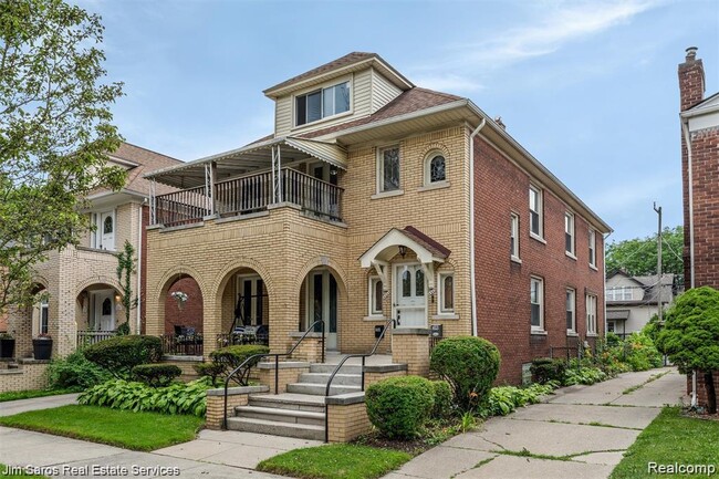 Building Photo - 1413 Somerset Ave