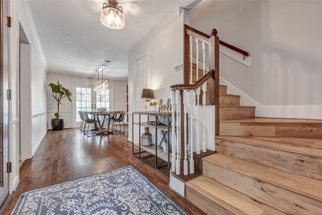 Building Photo - 9527 Enstone Cir