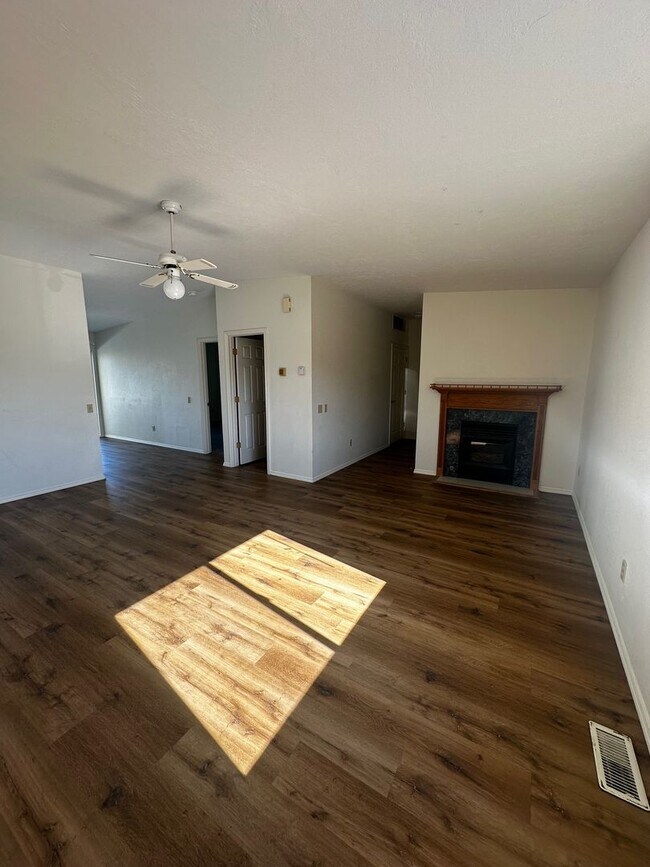 Foto del edificio - 43 N 25th Ave