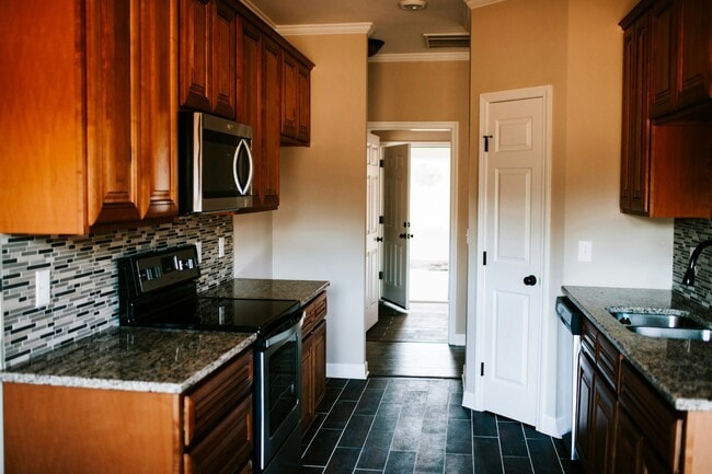 Foto del edificio - 109 Dickson Marks Rd