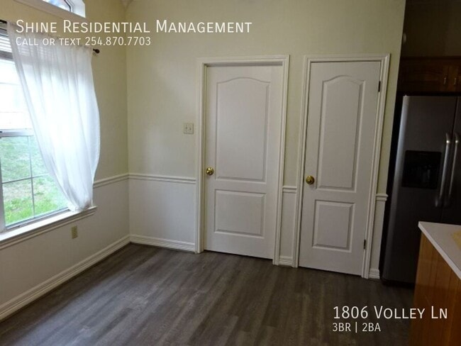 Foto del edificio - 1806 Volley Ln