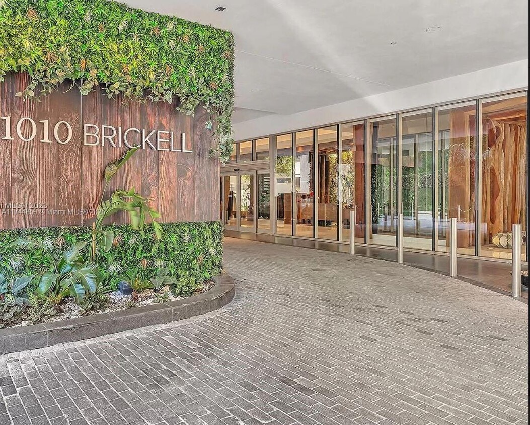 Foto principal - 1010 Brickell Ave