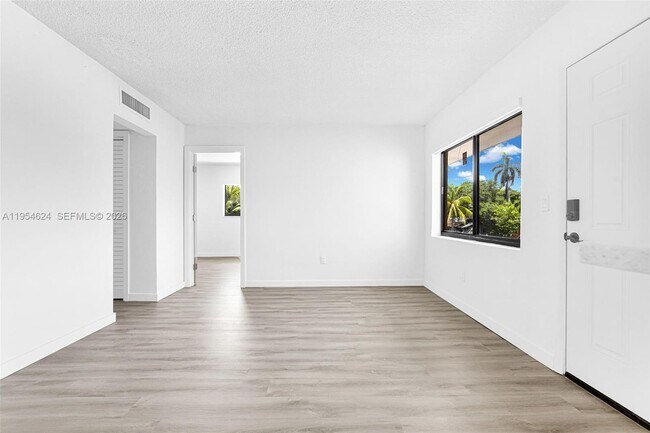 Foto del edificio - 13210 Memorial Hwy