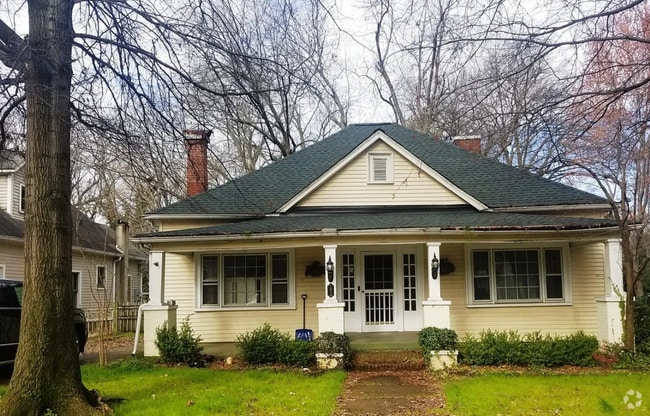 Building Photo - 1413 Thomas Ave
