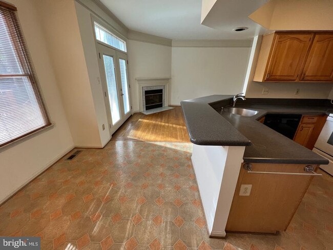 Building Photo - 17911 Dumfries Cir