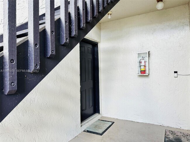 Foto del edificio - 3037 NW 118th Dr