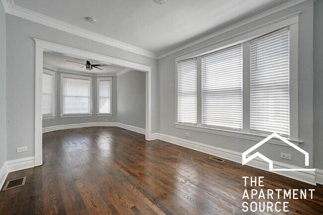 Foto del edificio - 2340 N Lowell Ave