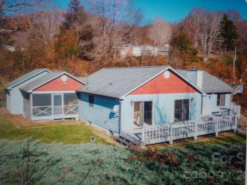 Primary Photo - 113 Edgemoor St