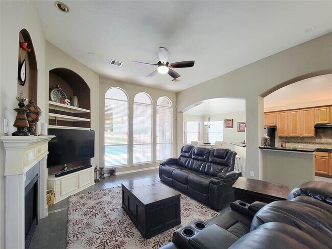 Foto del edificio - 22531 Windbourne Dr