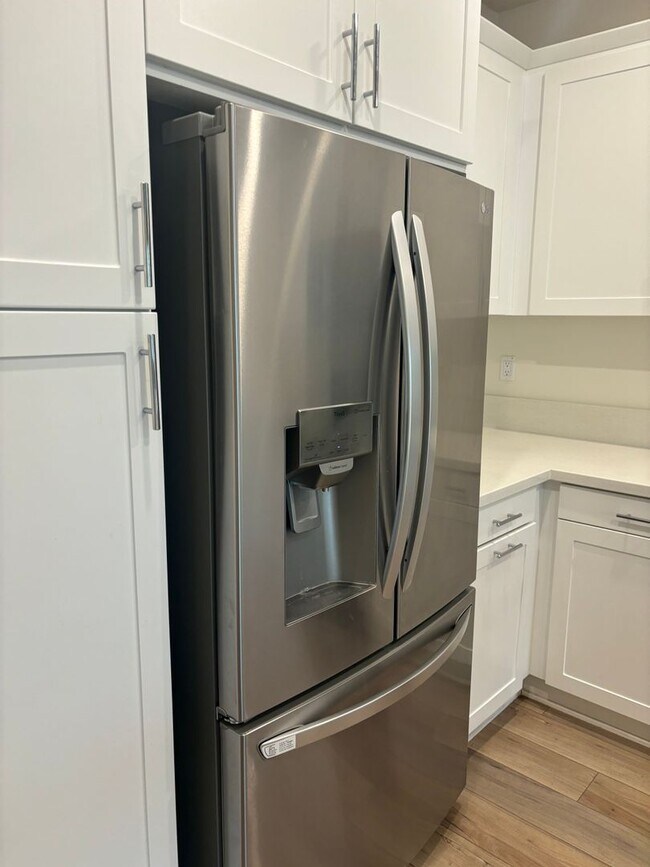 Foto del edificio - Luxurious TownHouse