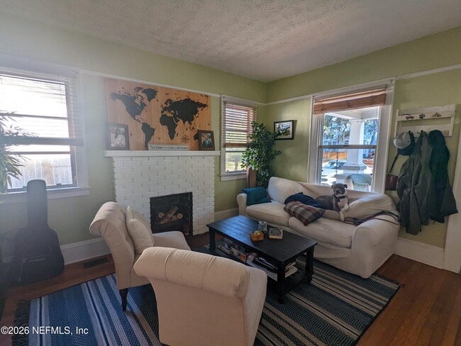 Foto del edificio - 3613 Boone Park Ave