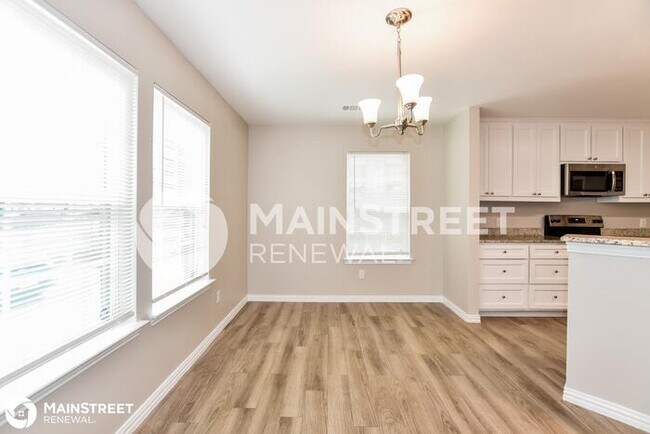 Foto del edificio - 6409 Ramey Ave